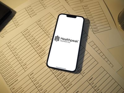 How Is Healthpeak Properties’ Stock Performance Compared to Other Real Estate Stocks?