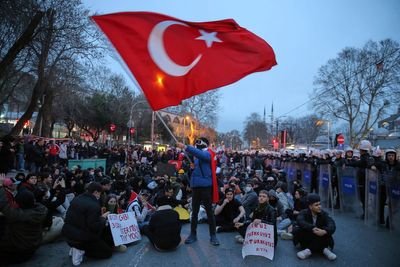 Starmer faces call to stand against Turkish president Erdogan as country’s worst unrest in a decade continues