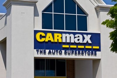 Is CarMax Stock Underperforming the Dow?