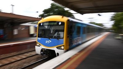 Pitch to ditch rail loop risks 'referendum on trains'