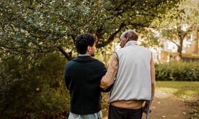Lowering bad cholesterol may cut risk of dementia by 26%, study suggests