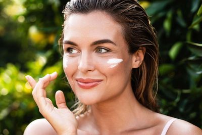 Does sunscreen expire? Everything you need to know about SPFs