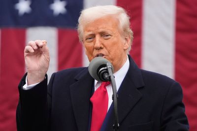Trump hits UK with 10% tariff and sets blanket 25% rate for foreign cars