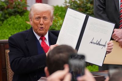 Minister due to face MPs after Trump tariffs unveiled