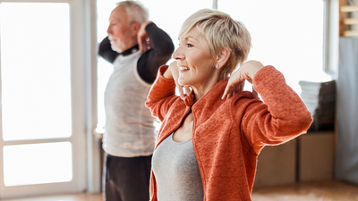 100-year-old doctor shares 7 principles of good health and longevity
