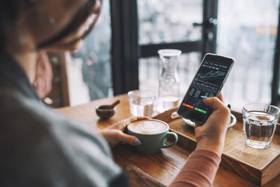 4 stocks to buy that are worth the risk in a recession, according to a top portfolio manager at Nuveen