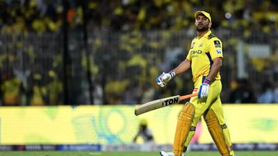 'MS Dhoni should have retired a long time ago'