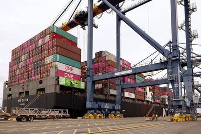 Goldman Sachs says it will forecast recession if most of Trump’s tariffs take effect