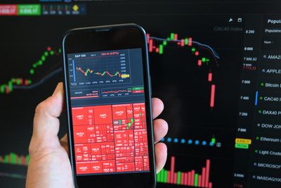 ‘Fight to the end’: Are the US and China rushing into a trade war?