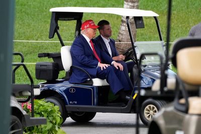 Newsmax guest defends Trump golfing as markets tumble: ‘Don’t want people to see you stressed’