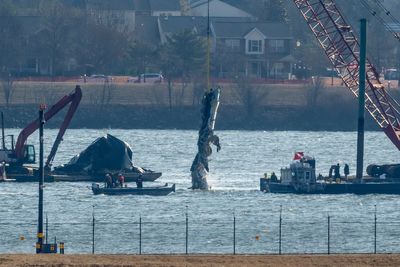 Army adjusts tracker policy and flight training following January collision with passenger jet