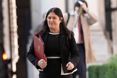 Senior Labour minister who previously called for monarchy to be scrapped announces change of heart