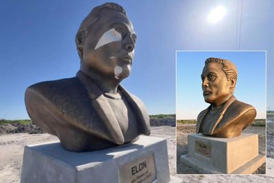 Elon Musk Statue 'Destroyed' Near SpaceX in Texas as Backlash Against Tesla CEO Continues