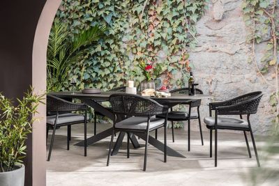 Outdoor living trends for entertaining and relaxing in style