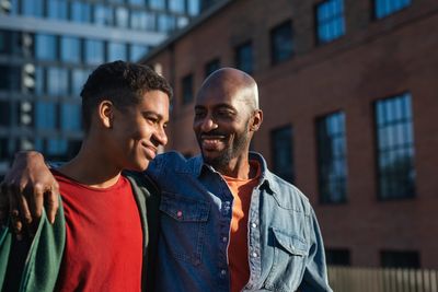 Parents who strive to be 'perfect' for their kids can risk their own retirement security, report finds
