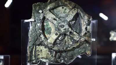 Mysterious Antikythera Mechanism may have jammed constantly, like a modern printer. Was it just a janky toy?