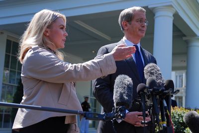 Pronouns in some reporters' email signatures get a stony response from Trump administration