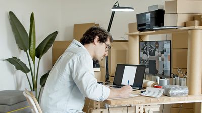 How to choose an ecommerce website builder