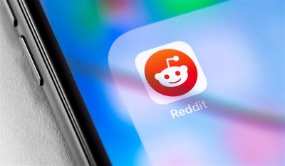 Reddit Stock Eyes Double-Digit Upside on Analyst Targets