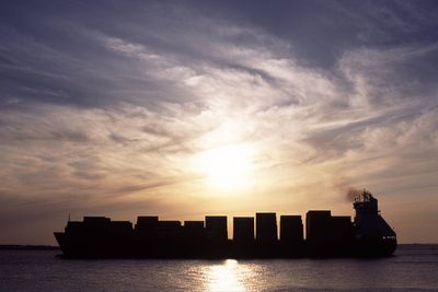 UN approves global emissions fee for shipping – but deal falls short of climate ambition