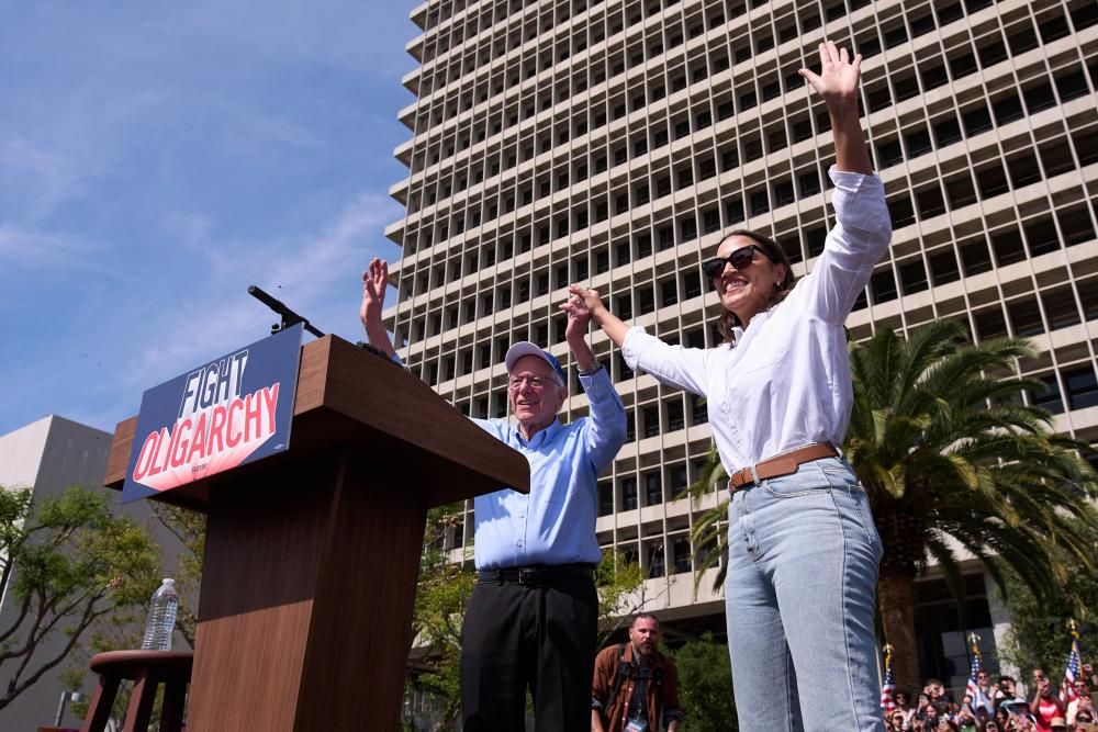 Bernie Sanders rally in LA draws thousands to protest…