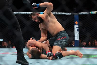 UFC 314 results: Dominick Reyes sleeps Nikita Krylov with clean, counter right to continue career comeback