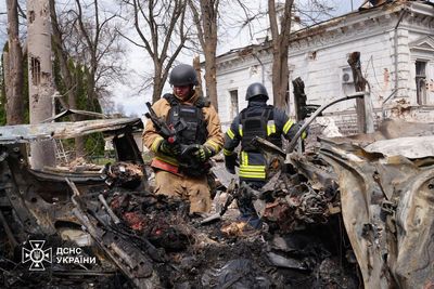 Russian ballistic missile attack kills more than 30 in strike on small Ukraine city