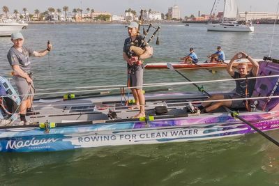 Brothers aiming to break Pacific rowing record depart with haggis for dinner