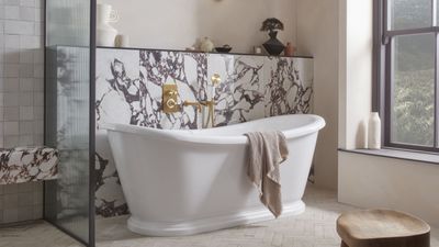 5 Bathroom Layouts That Look Dated in 2025 — Plus the Alternatives Designers Use Instead for a More Contemporary Space