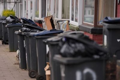 Birmingham rubbish strikes set to continue after bin workers reject offer