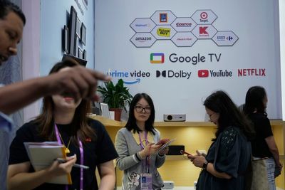 US moves ahead on tariffs with investigations into computer chips and pharmaceuticals