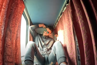 YouTuber tells foreigners to avoid Indian long-distance trains: ‘Borderline insanity’