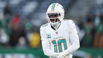 Dolphins GM Shares Asking Price He'd 'Consider' For a Tyreek Hill Trade