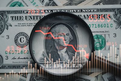 Worried About Stagflation? Here’s a Top Dividend Stock to Add to Your Portfolio Now.