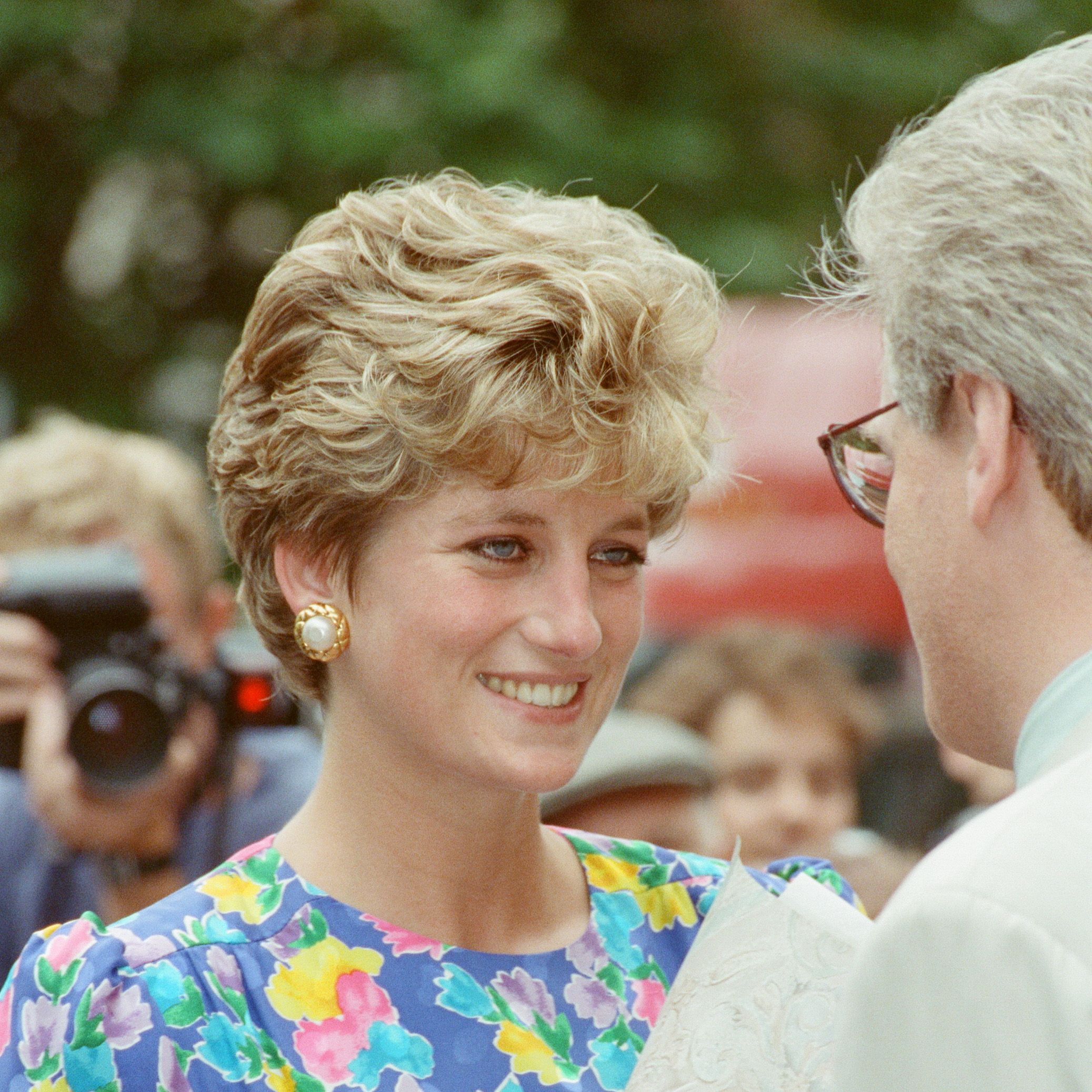 One of Princess Diana's Most Iconic Dresses Is Going Up for AuctionAnd Its Expected Price Will Shock You One of Princess Diana's Most Iconic Dresses Is Going Up for AuctionAnd Its Expected Price Will Shock You