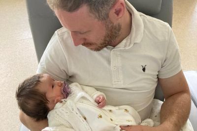 Father to run 10 marathons in 10 days wearing 10kg vest in memory of daughter