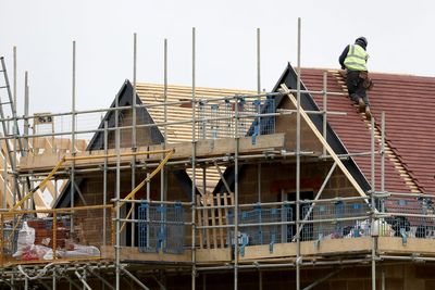Barratt Redrow forward sales slump as uncertainty grows