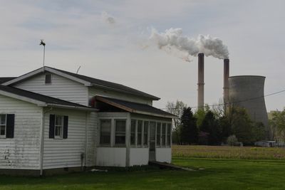 Burning coal leaves dangerous waste. Trump's EPA eyes looser rules for handling it