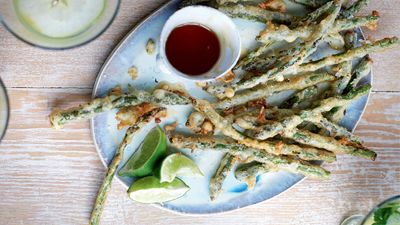 Crispy asparagus with honey