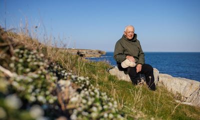 I’m obsessed with coastal wildflowers: they look so delicate but thrive in tough conditions