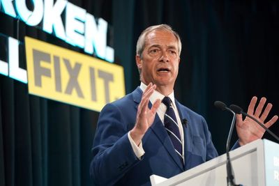 Swinney worried by ‘high likelihood’ Farage could become next PM