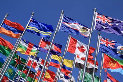 Global Economy on Edge: UNCTAD and WTO Forecast Deepening Slowdown for This Year