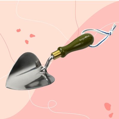 I was introduced to this clever heart-shaped trowel 2 months ago, and now I'll never garden without it – it's made planting seedlings so easy