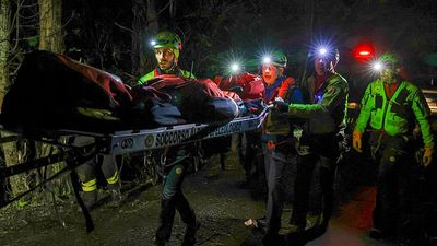 At least four dead, one critically injured in cable car crash in southern Italy