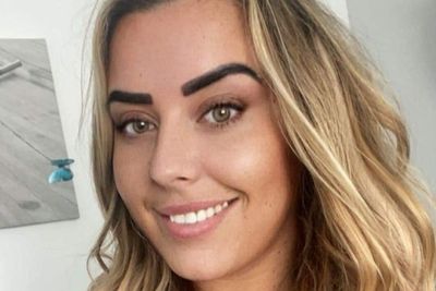 Family mourn woman, 32, ‘with heart of gold’ stabbed to death at home