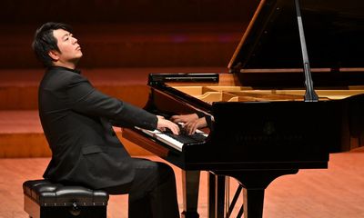 Lang Lang review – captivating, astonishing and disorientating