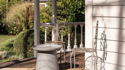 How Can I Make My Small Garden Look Expensive? 6 Luxurious Little Details That Make a Difference