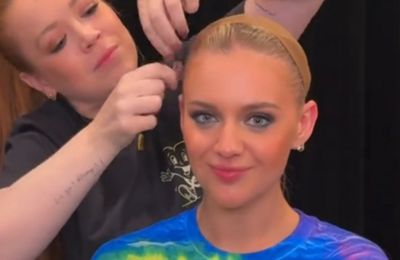 Kelsea Ballerini reveals she wears a wig on stage: 'I feel like Hannah Montana...'