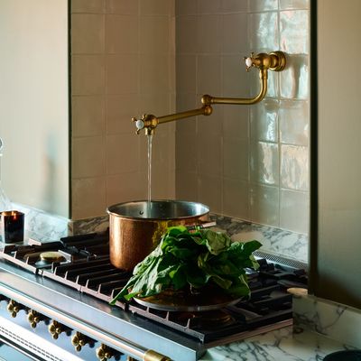Should you invest in a pot filler or are they just a high-end kitchen fad? I asked kitchen experts whether they're set to be a trend beyond 2025