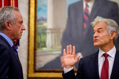 Dr Oz Ridiculed for Advising Americans to Use Less Drugs to Reduce Drug Spending: 'Tell That to a Diabetic'